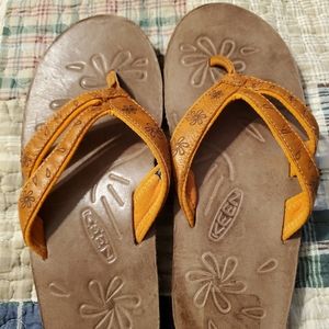 Keen Flip flops